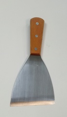 Лопатка-скребок 20,57,5 см (метал с дер. ручкой)
